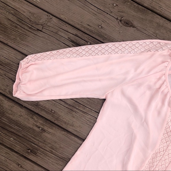 light pink blouse - Picture 6 of 6